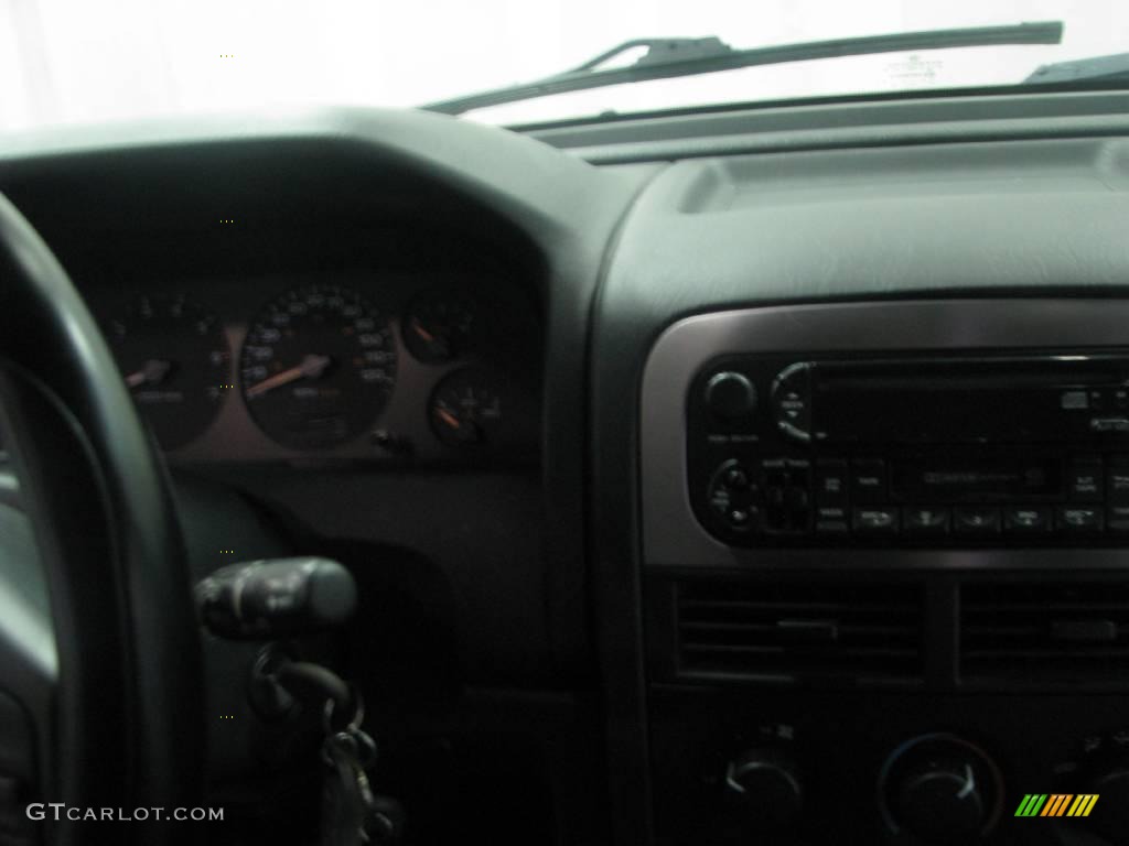 2003 Grand Cherokee Laredo 4x4 - Graphite Metallic / Dark Slate Gray photo #28