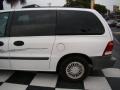 Vibrant White - Windstar LX Photo No. 31