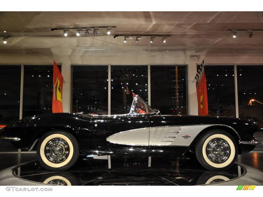 1961 Corvette Convertible - Tuxedo Black / Red photo #23