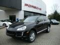 Black - Cayenne Tiptronic Photo No. 1