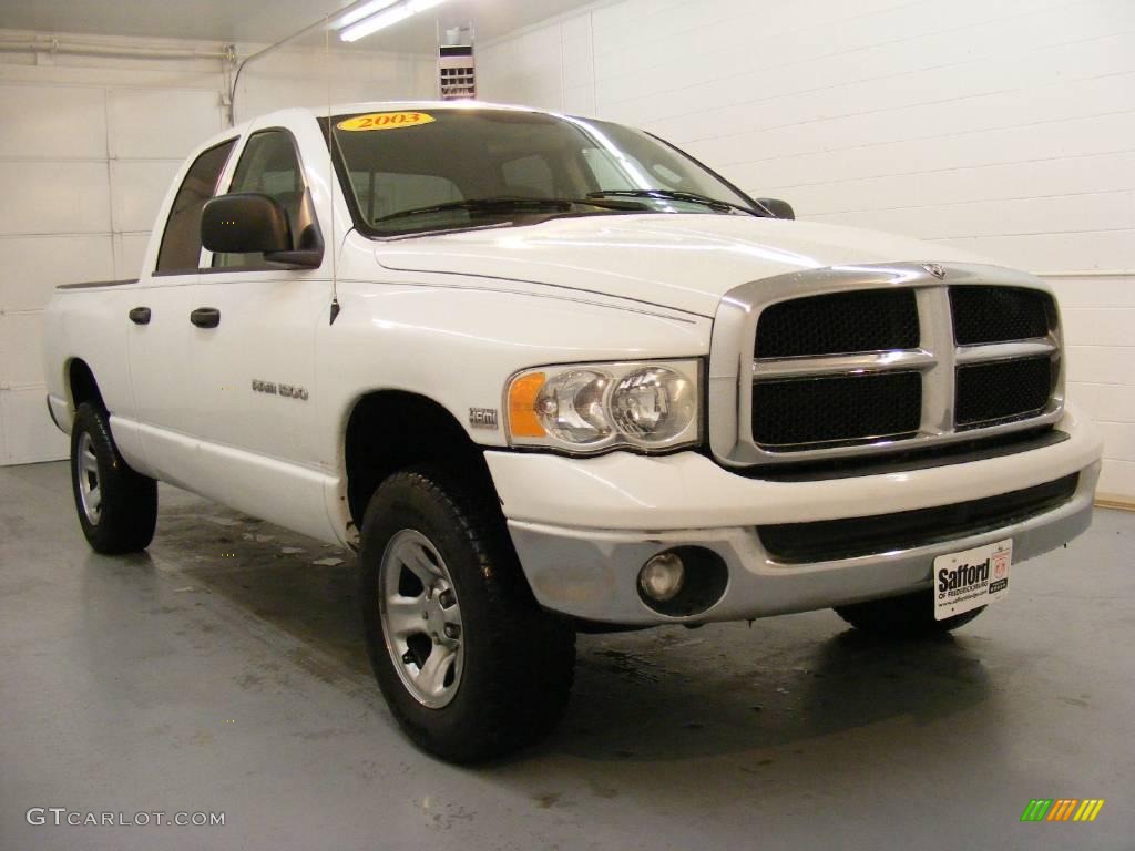 2003 Ram 1500 SLT Quad Cab 4x4 - Bright White / Dark Slate Gray photo #3