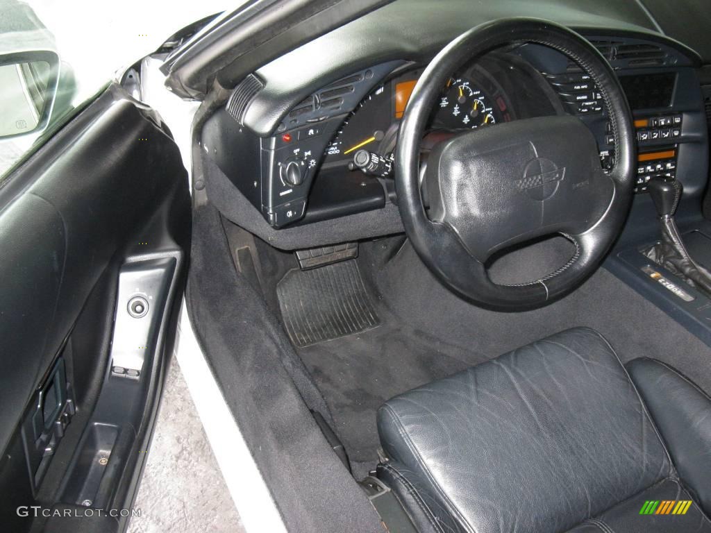 1994 Corvette Coupe - Arctic White / Black photo #10