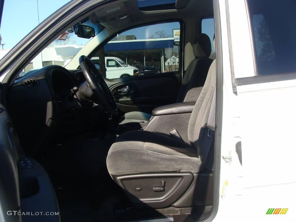 2006 TrailBlazer LT 4x4 - Summit White / Ebony photo #12