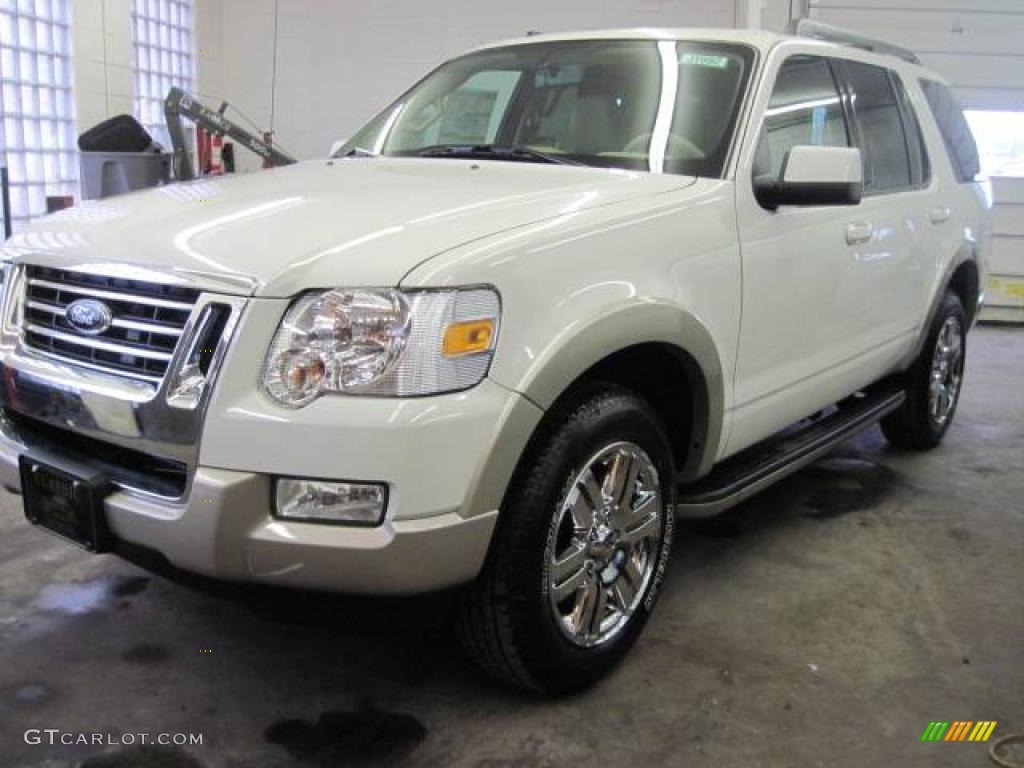 2010 Explorer Eddie Bauer 4x4 - White Suede / Camel photo #1