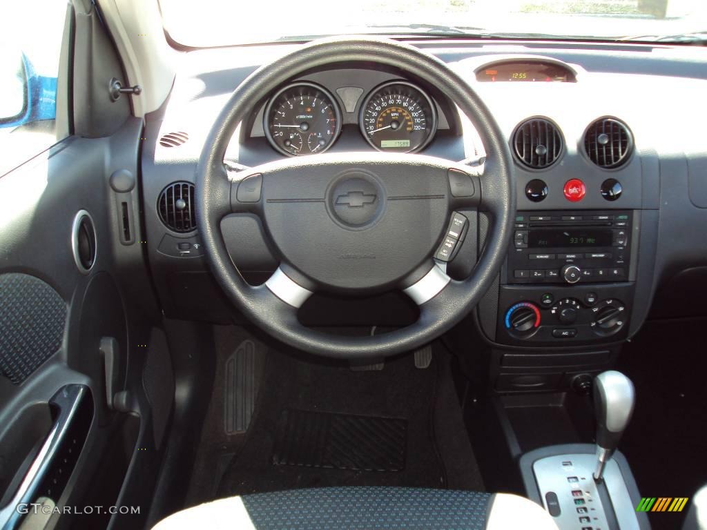 2007 Aveo 5 LS Hatchback - Bright Blue / Charcoal Black photo #6