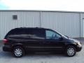 2007 Brilliant Black Crystal Pearl Chrysler Town & Country Touring  photo #10