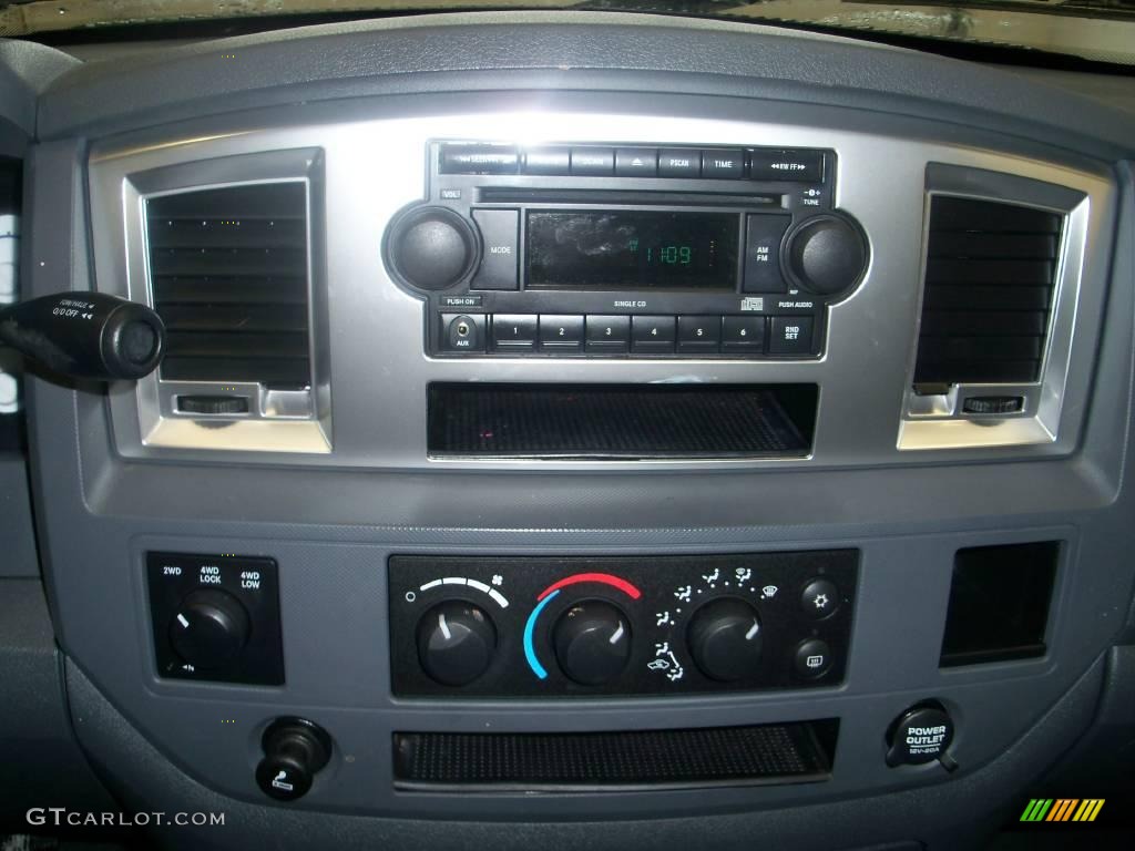 2007 Ram 1500 SLT Quad Cab 4x4 - Inferno Red Crystal Pearl / Medium Slate Gray photo #4