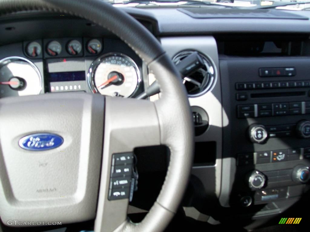 2010 F150 XLT SuperCrew - Oxford White / Tan photo #3