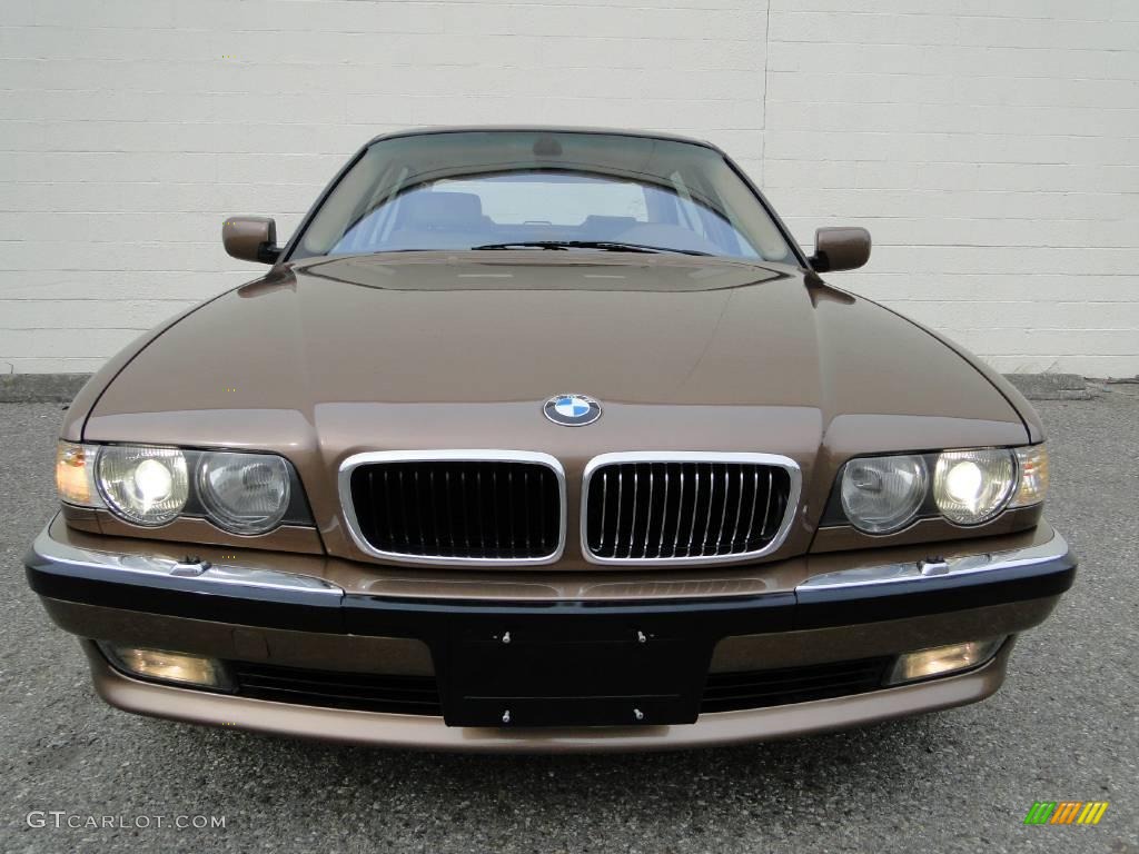 2001 7 Series 740iL Sedan - Impala Brown Metallic / Sand Beige photo #4