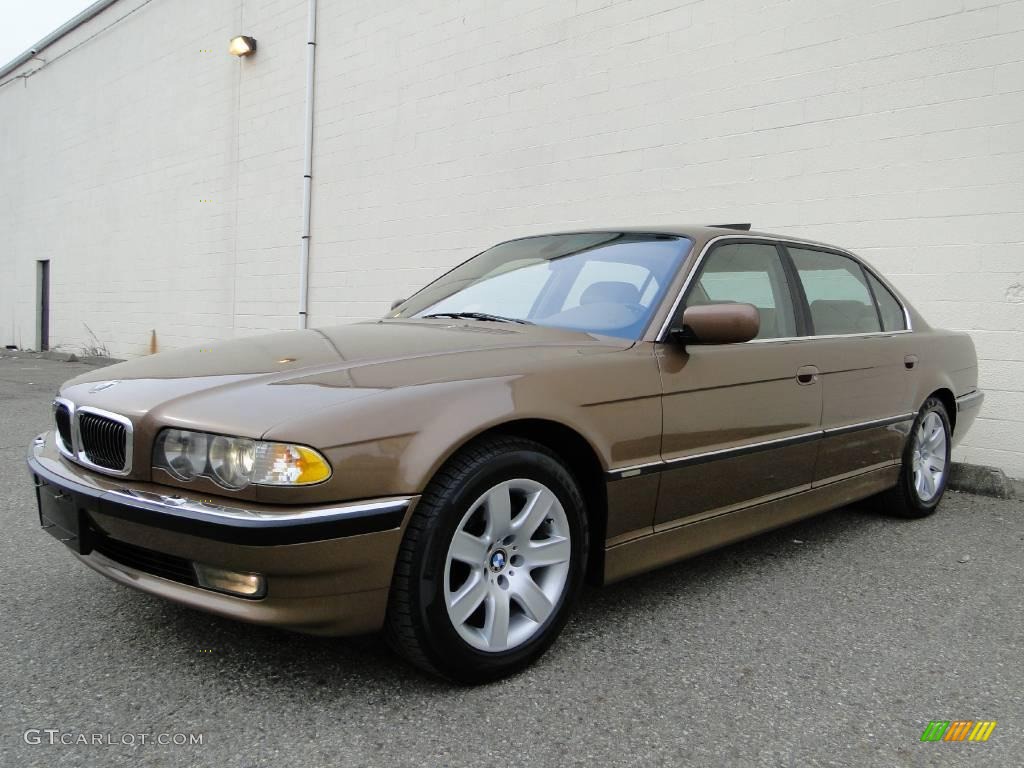 2001 7 Series 740iL Sedan - Impala Brown Metallic / Sand Beige photo #7