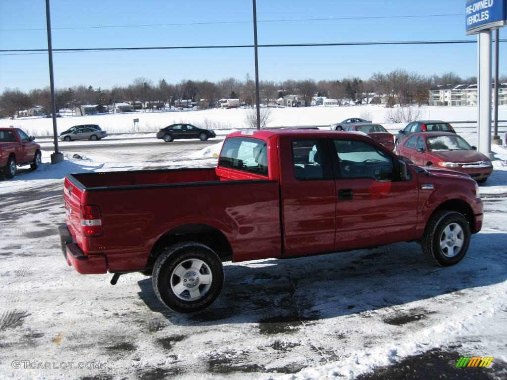 2006 F150 XLT SuperCab 4x4 - Bright Red / Medium/Dark Flint photo #5