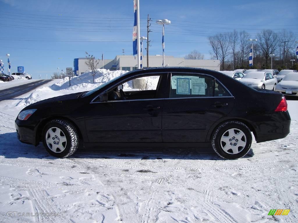 2006 Accord LX Sedan - Nighthawk Black Pearl / Ivory photo #2