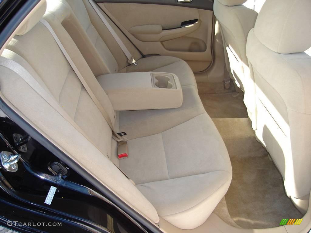 2006 Accord LX Sedan - Nighthawk Black Pearl / Ivory photo #12