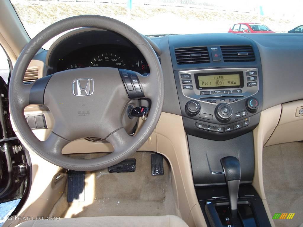 2006 Accord LX Sedan - Nighthawk Black Pearl / Ivory photo #14
