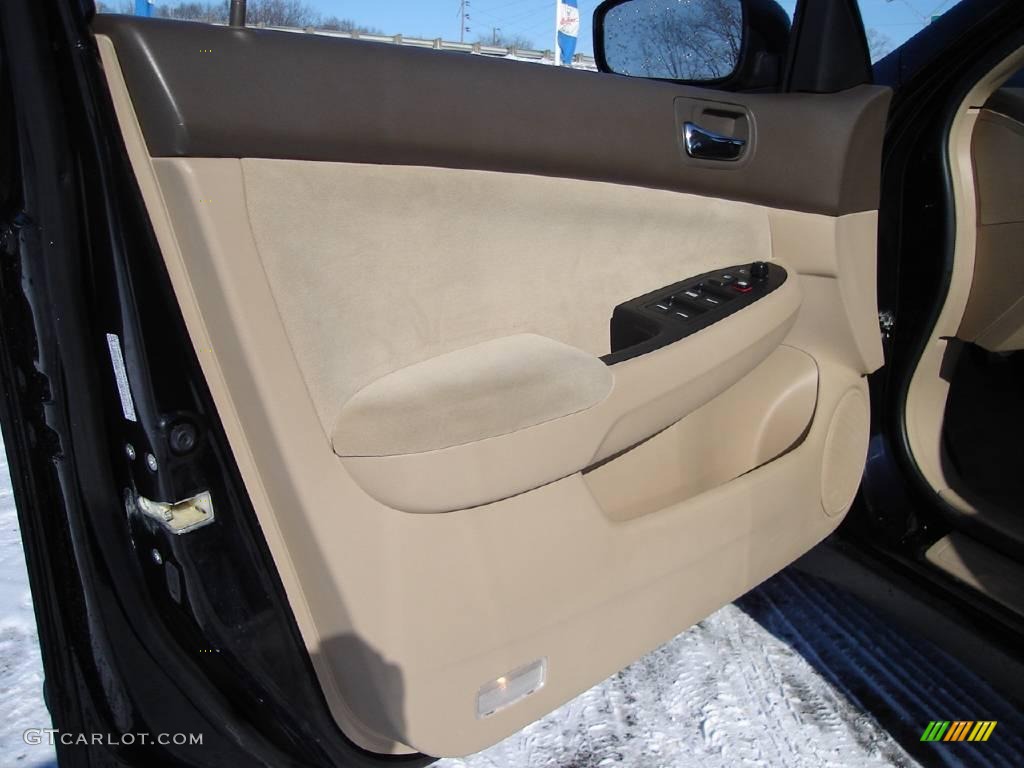 2006 Accord LX Sedan - Nighthawk Black Pearl / Ivory photo #17