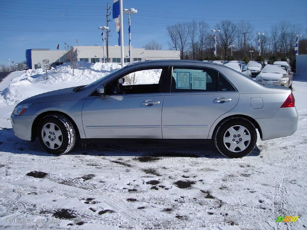 2006 Accord LX Sedan - Alabaster Silver Metallic / Black photo #2