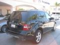 Black - ML 350 4Matic Photo No. 2