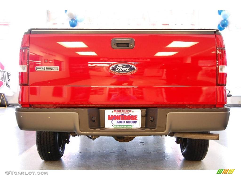2007 F150 XL Regular Cab - Bright Red / Medium Flint photo #6
