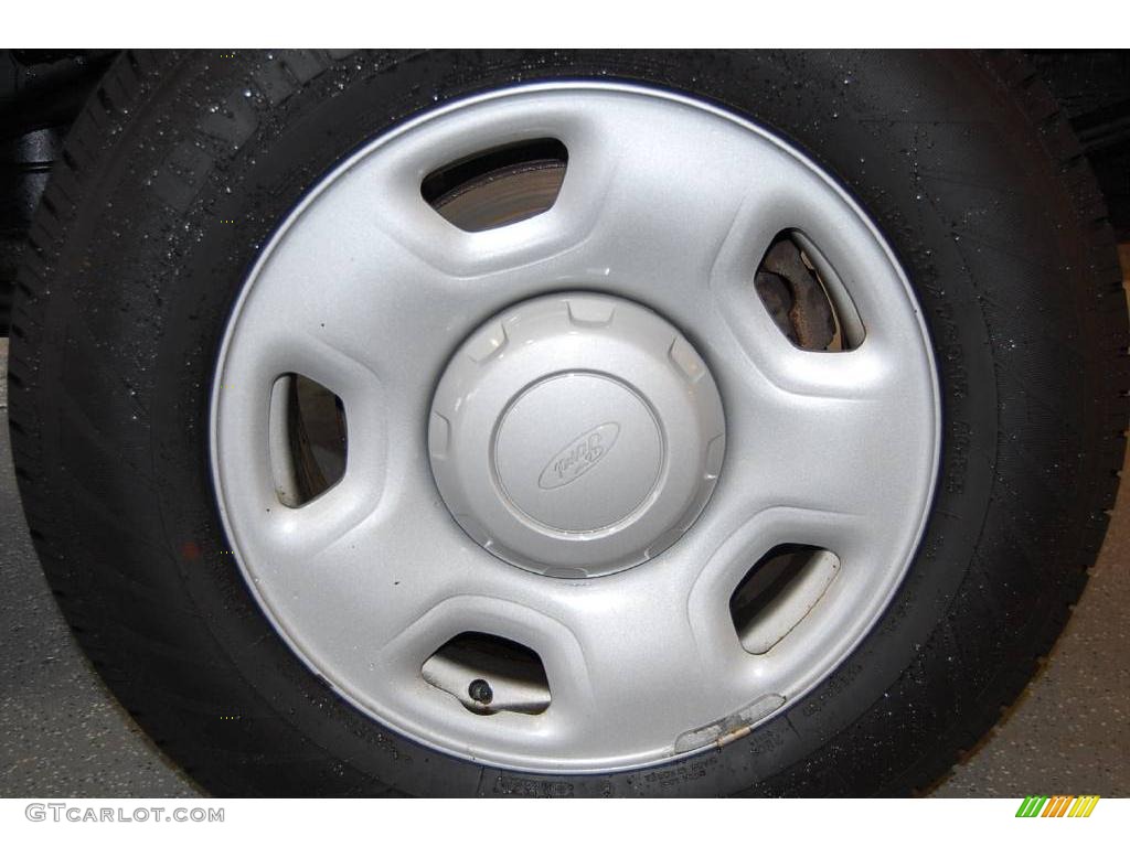 2007 F150 XL Regular Cab - Bright Red / Medium Flint photo #23