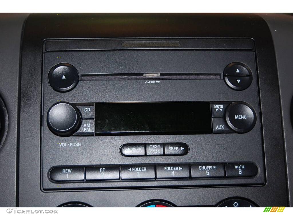 2007 F150 XL Regular Cab - Bright Red / Medium Flint photo #31