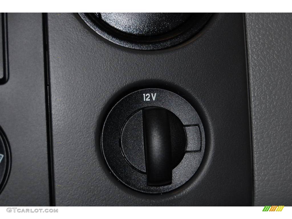 2007 F150 XL Regular Cab - Bright Red / Medium Flint photo #34