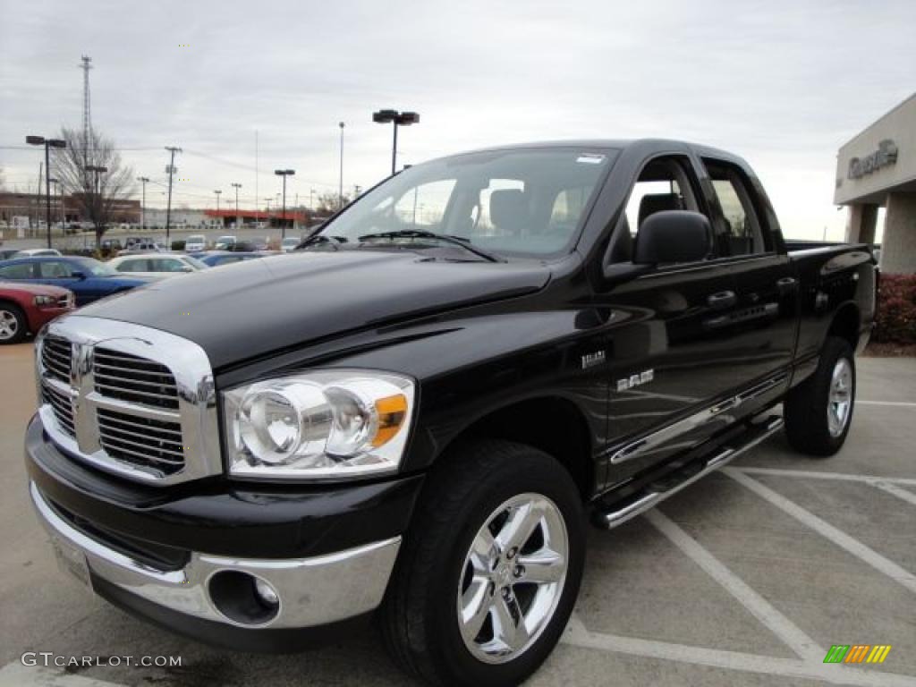 2008 Ram 1500 SLT Quad Cab 4x4 - Brilliant Black Crystal Pearl / Medium Slate Gray photo #7