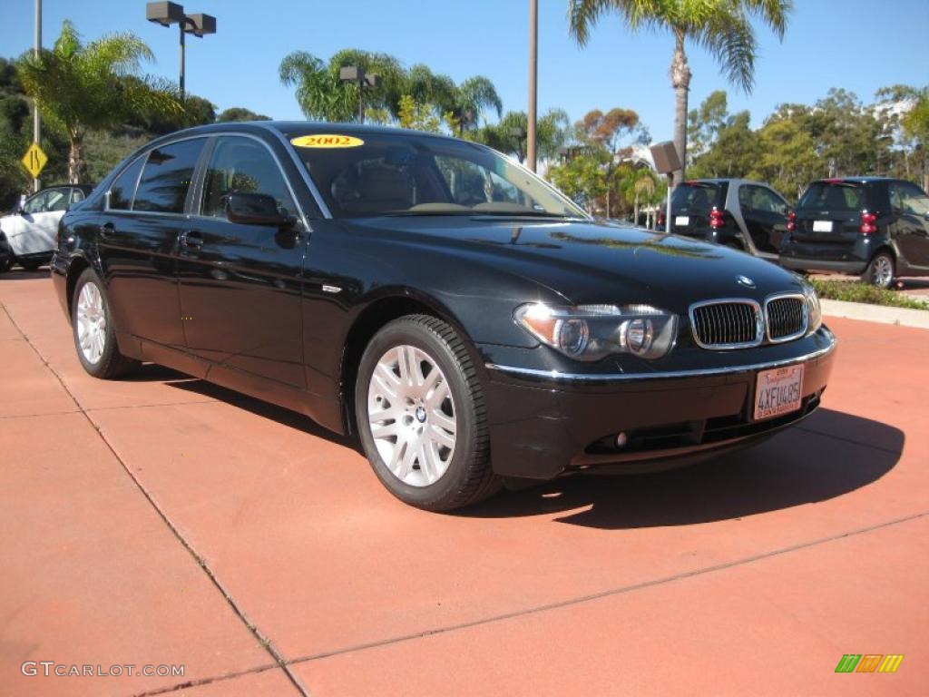 Jet Black BMW 7 Series