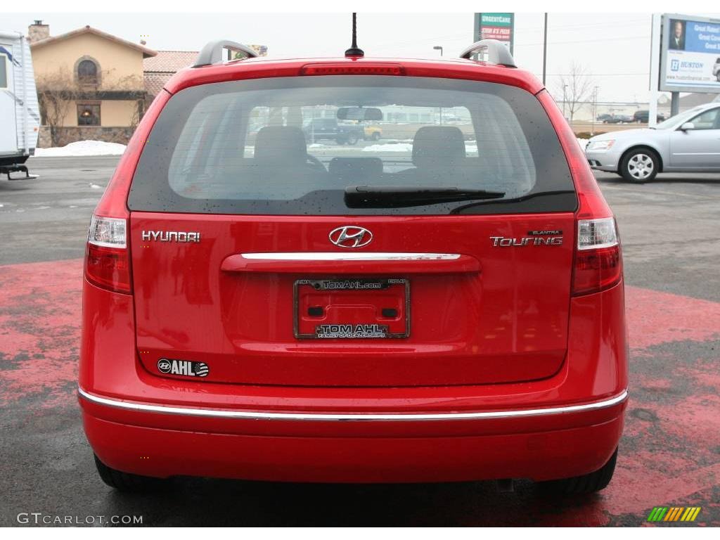 2010 Elantra Touring SE - Chilipepper Red / Black photo #4