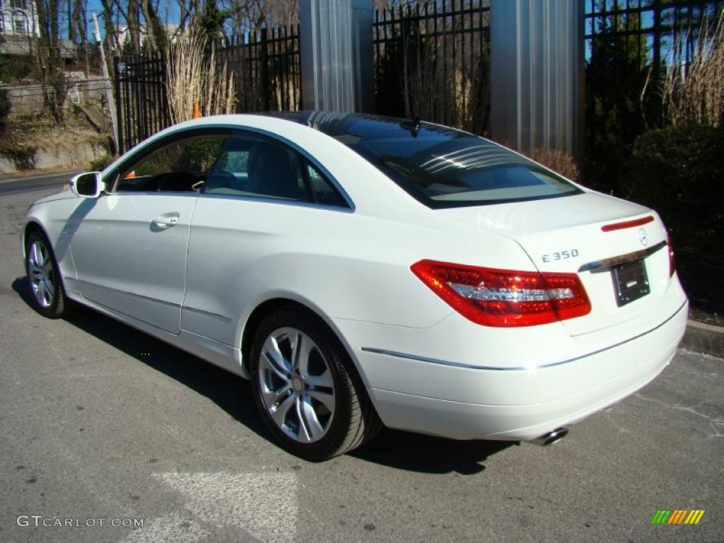 2010 E 350 Coupe - Arctic White / Almond Beige photo #4