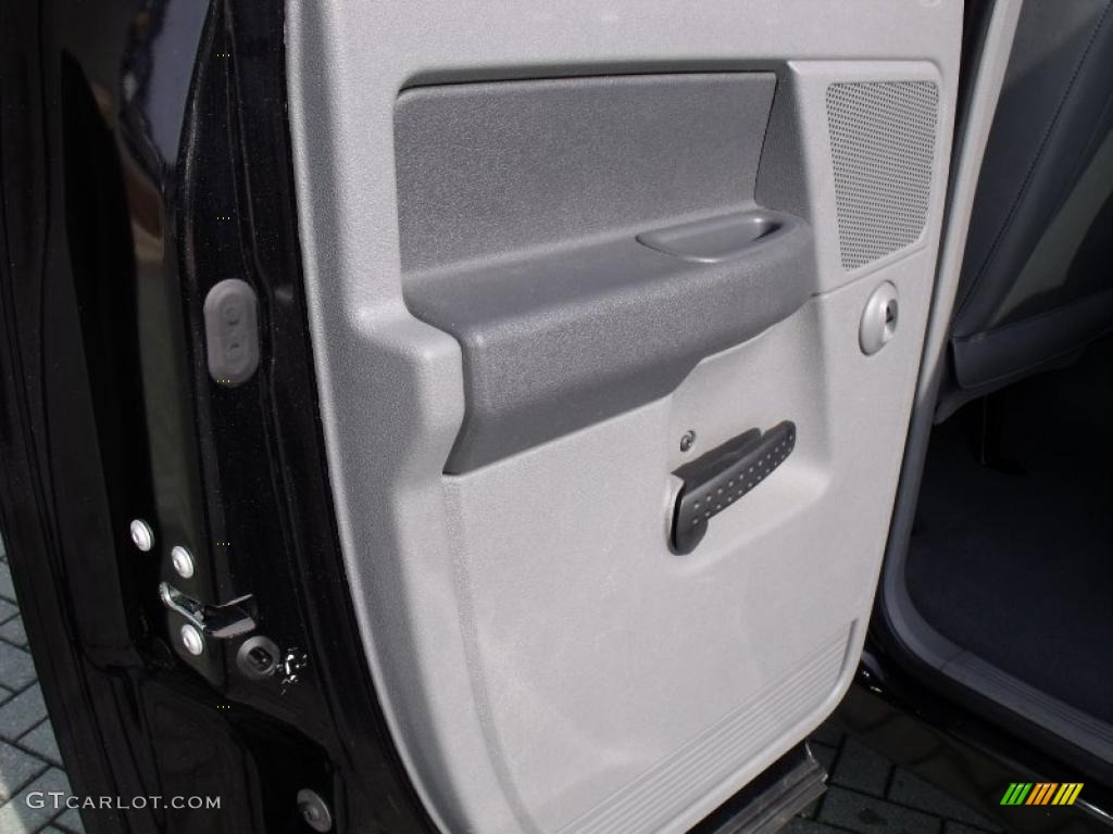 2008 Ram 1500 SXT Quad Cab - Brilliant Black Crystal Pearl / Medium Slate Gray photo #14