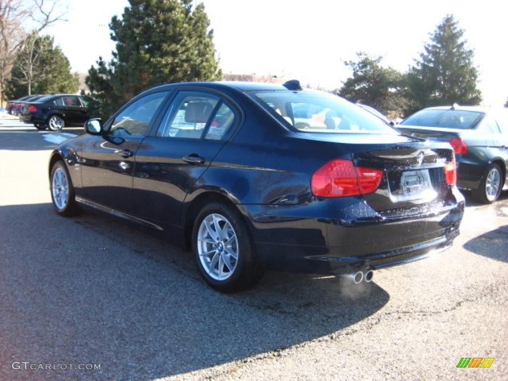 2010 3 Series 328i xDrive Sedan - Monaco Blue Metallic / Beige Dakota Leather photo #2