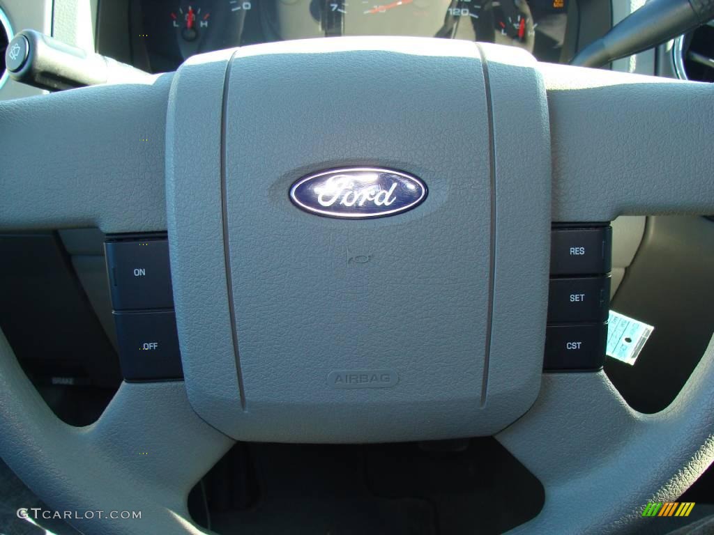 2004 F150 XLT Regular Cab 4x4 - True Blue Metallic / Dark Flint photo #20
