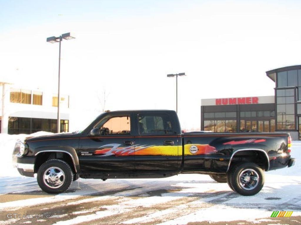 2003 Silverado 3500 LT Crew Cab 4x4 Dually - Black / Medium Gray photo #1