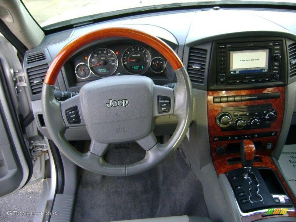 2007 Grand Cherokee Overland 4x4 - Bright Silver Metallic / Medium Slate Gray photo #13