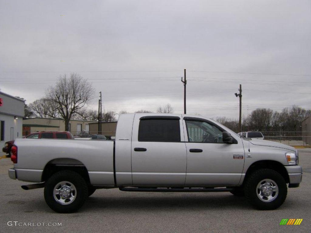 Bright Silver Metallic 2007 Dodge Ram 2500 SLT Mega Cab 4x4 Exterior Photo #25714428