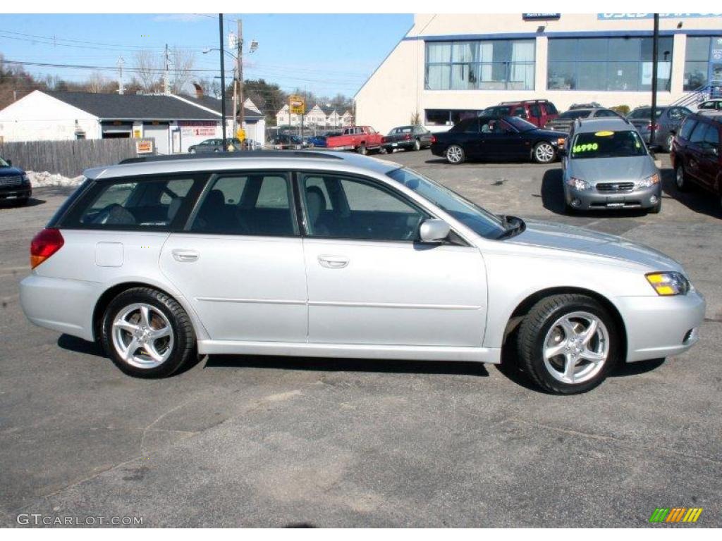 2005 Legacy 2.5i Wagon - Brilliant Silver Metallic / Charcoal Tweed Cloth photo #4