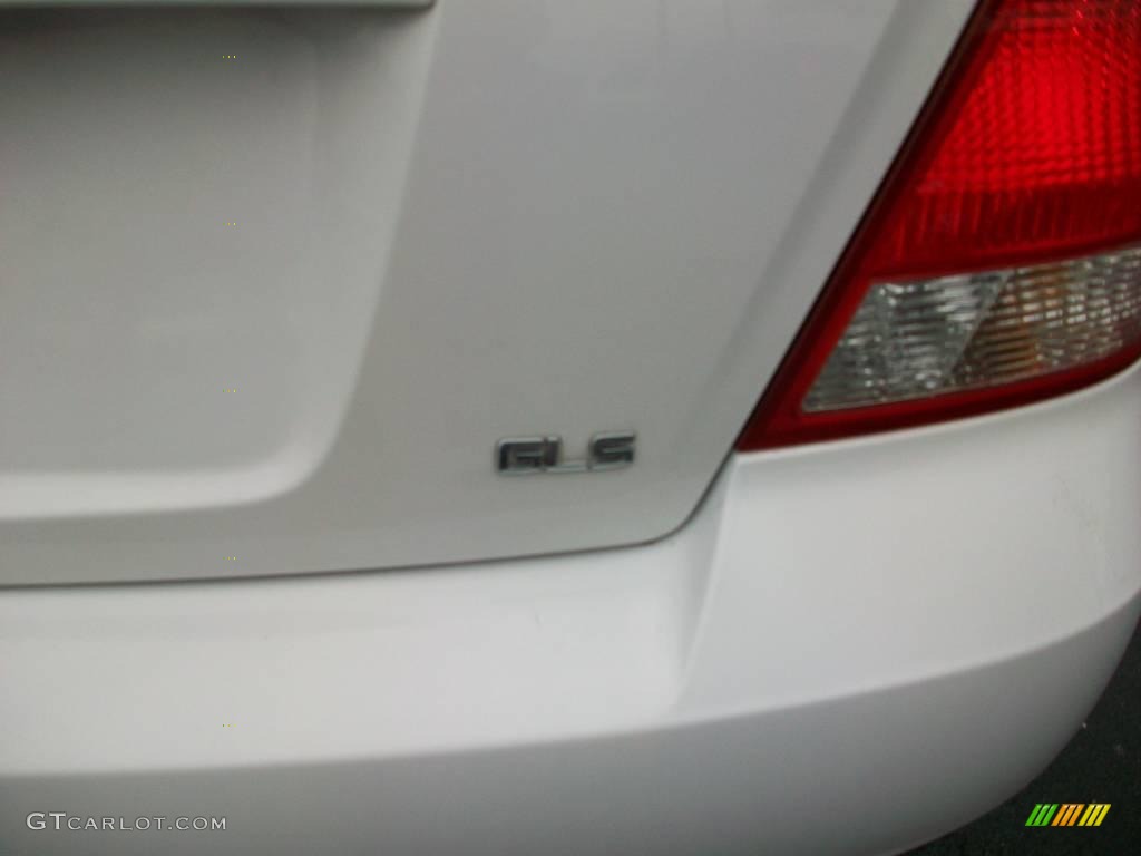2001 Elantra GLS - Noble White / Beige photo #9