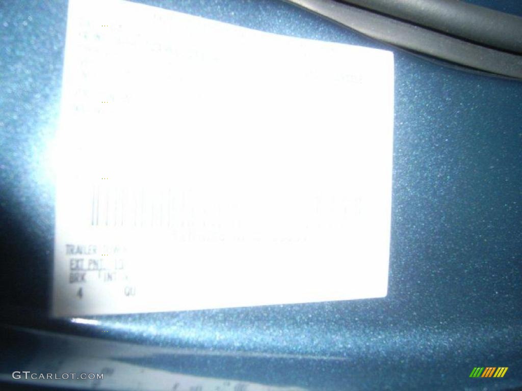 2003 Town Car Executive - Medium Steel Blue Metallic / Medium Dark Parchment/Light Parchment photo #23
