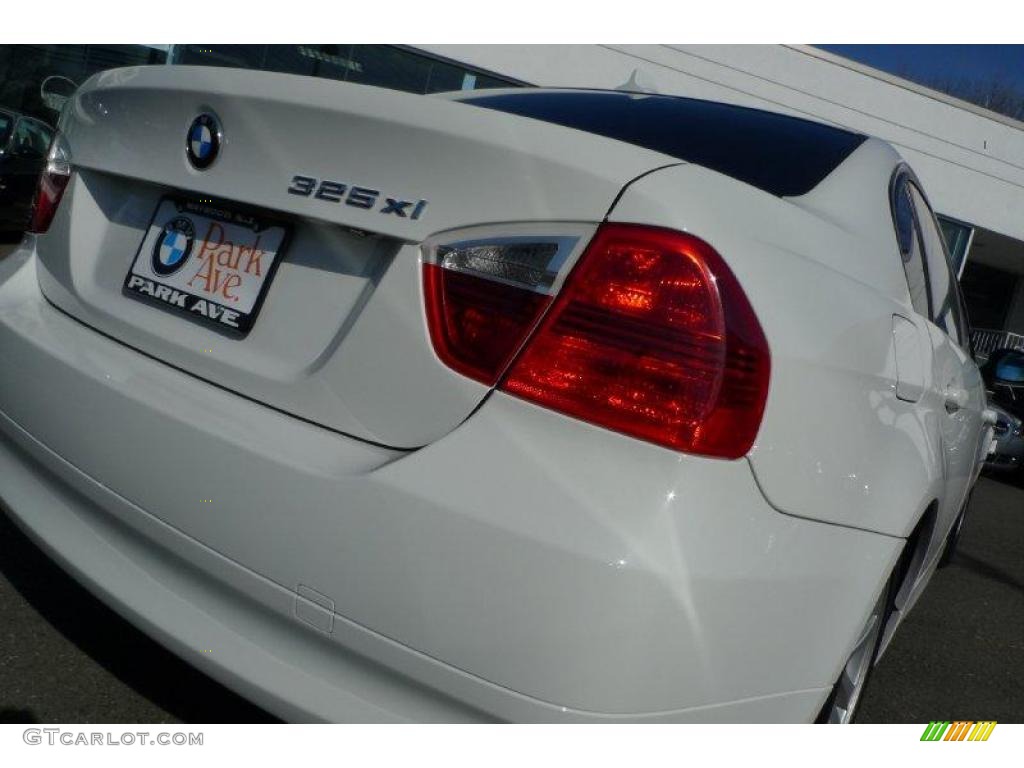 2006 3 Series 325xi Sedan - Alpine White / Beige photo #5