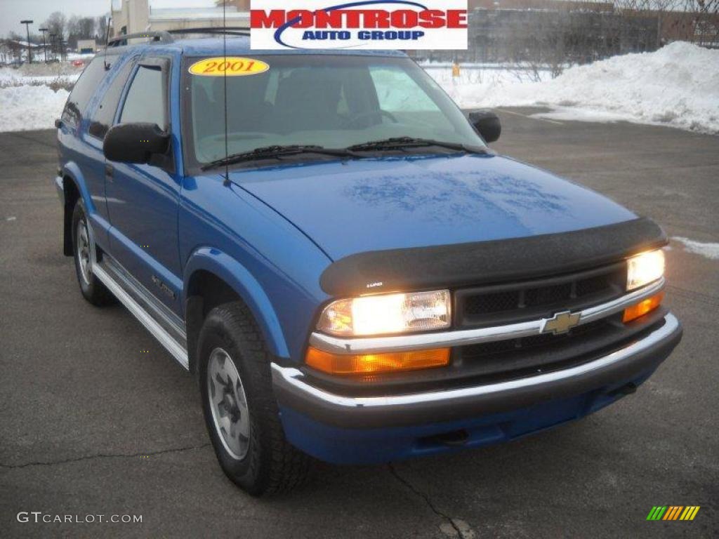 2001 Blazer LS 4x4 - Space Blue Metallic / Medium Gray photo #22