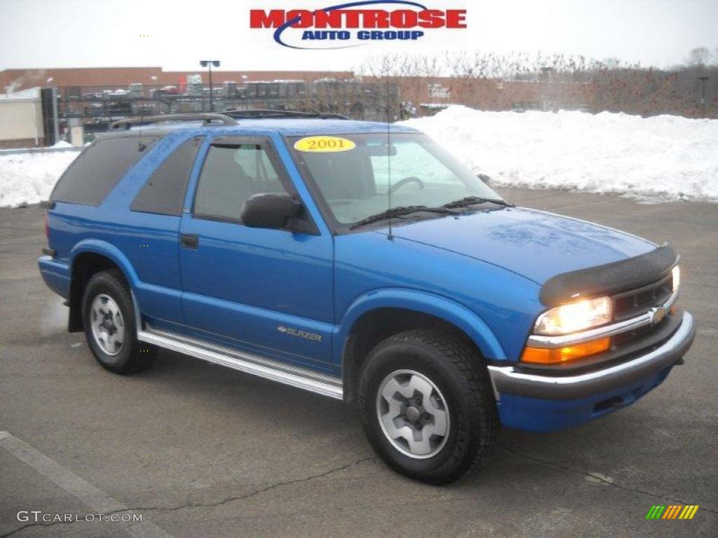 2001 Blazer LS 4x4 - Space Blue Metallic / Medium Gray photo #23