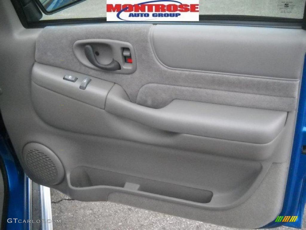 2001 Blazer LS 4x4 - Space Blue Metallic / Medium Gray photo #24