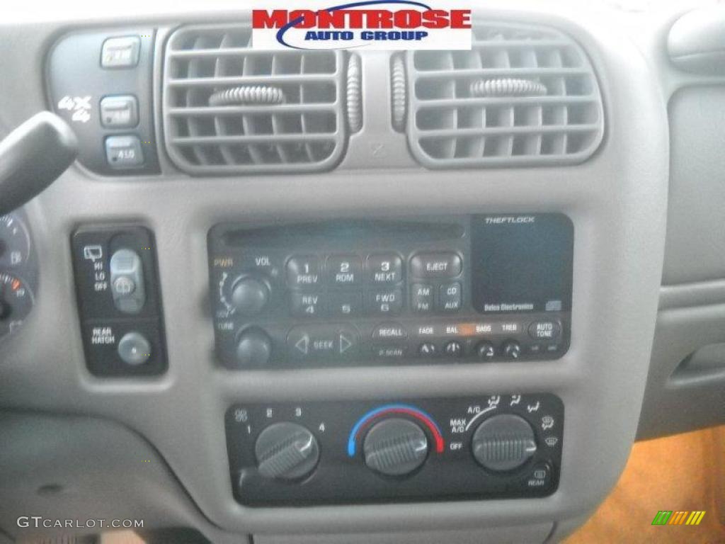 2001 Blazer LS 4x4 - Space Blue Metallic / Medium Gray photo #27