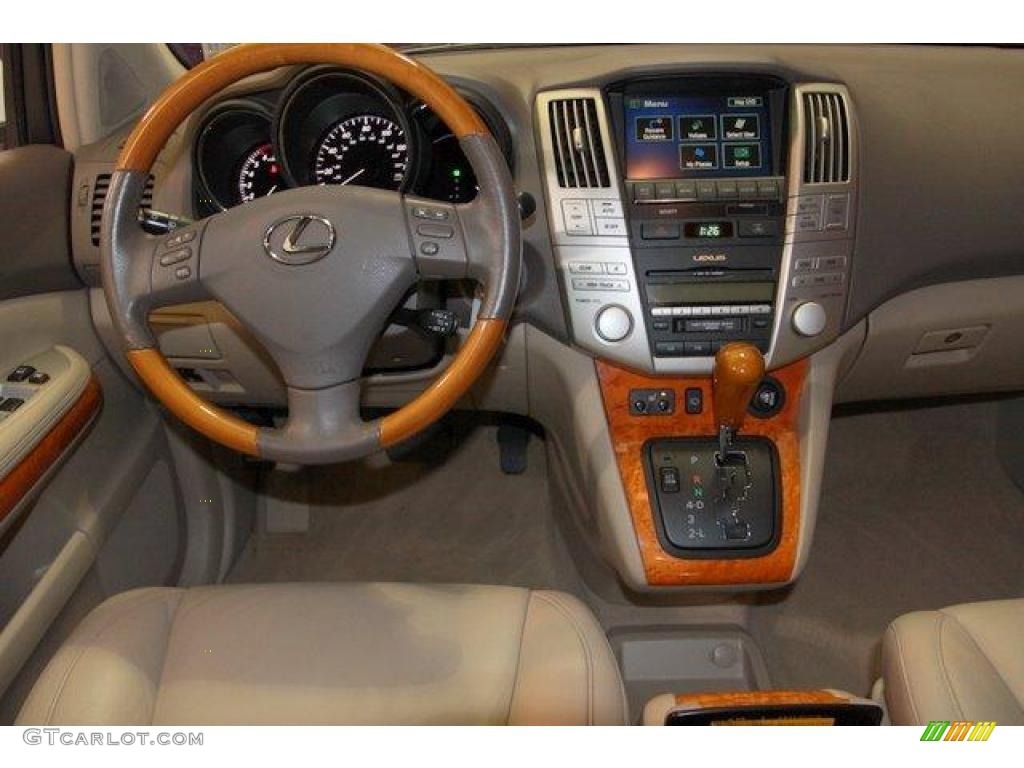 2006 RX 330 AWD - Crystal White Pearl / Light Gray photo #29