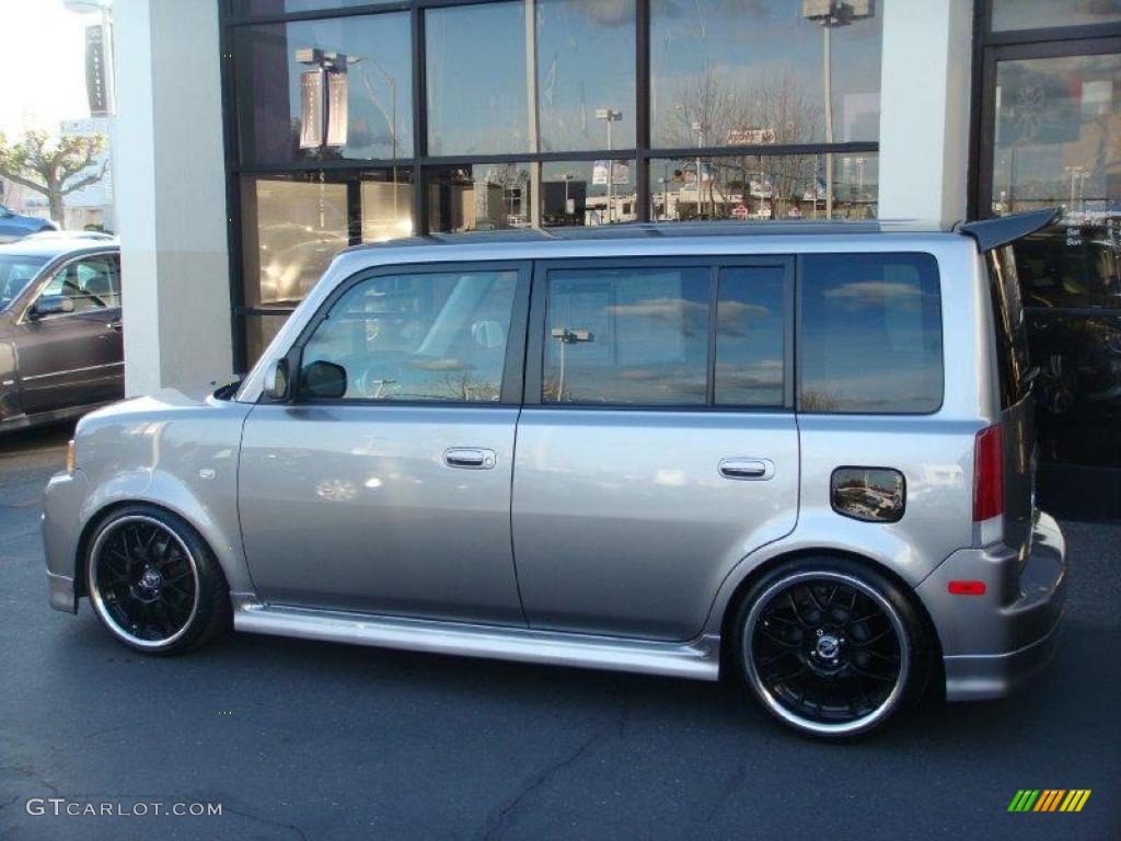 2005 xB  - Thunder Cloud Metallic / Dark Charcoal photo #6