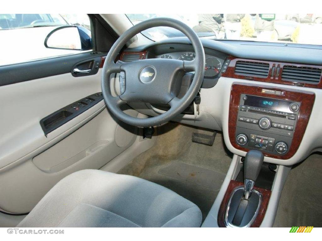 2006 Impala LT - Laser Blue Metallic / Gray photo #15