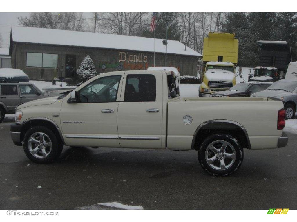 2007 Ram 1500 Big Horn Edition Quad Cab - Cool Vanilla / Medium Slate Gray photo #2