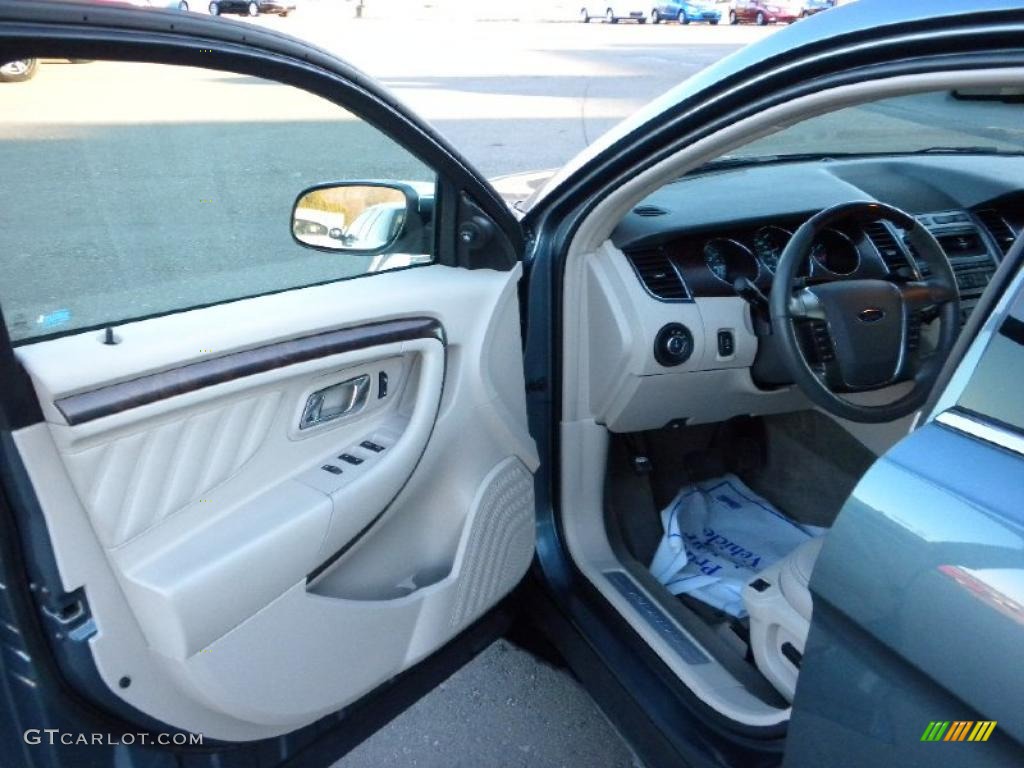 2010 Taurus Limited - Steel Blue Metallic / Light Stone photo #19