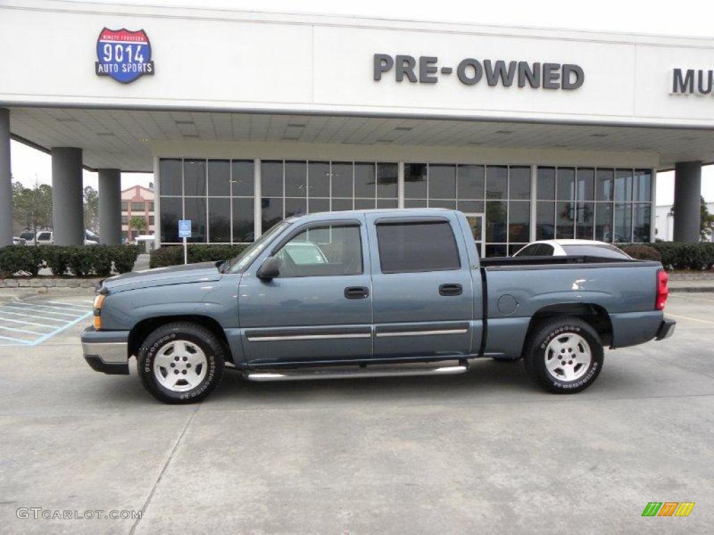 2006 Silverado 1500 LS Crew Cab - Blue Granite Metallic / Dark Charcoal photo #2