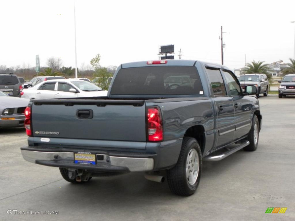 2006 Silverado 1500 LS Crew Cab - Blue Granite Metallic / Dark Charcoal photo #5